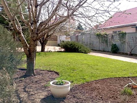 будинок за адресою Атаманюка вул.