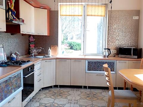 будинок за адресою Атаманюка вул.