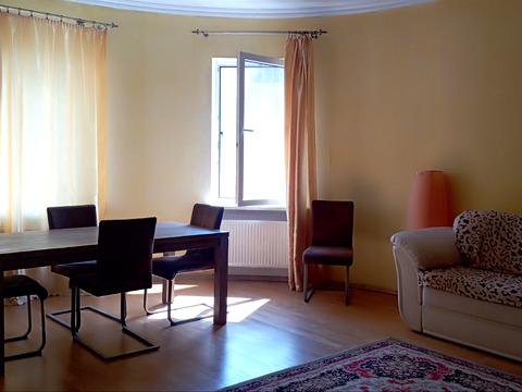 будинок за адресою Атаманюка вул.