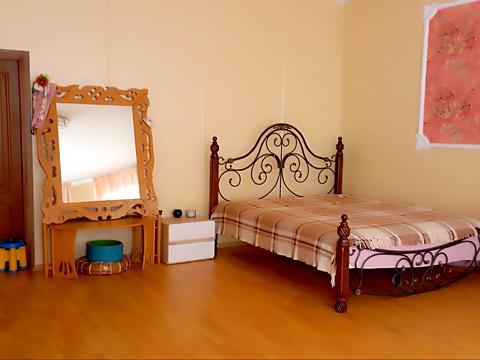 будинок за адресою Атаманюка вул.