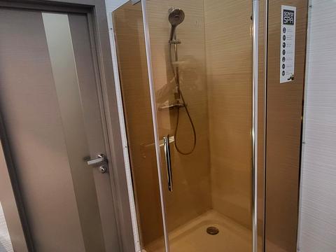 квартира за адресою Каховська вул., 62-А