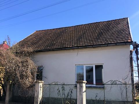 будинок за адресою с. Нове Давидково, Набережна