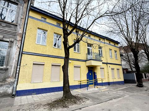 комерційна за адресою Олени Степанівни вул. (Ленінградська), 47