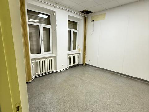комерційна за адресою Олени Степанівни вул. (Ленінградська), 47
