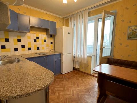 квартира за адресою Голосіївський просп. (40-річчя Жовтня), 7