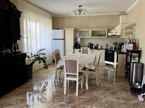 будинок за адресою Волошина