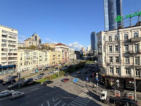 квартира за адресою Басейна вул., 10