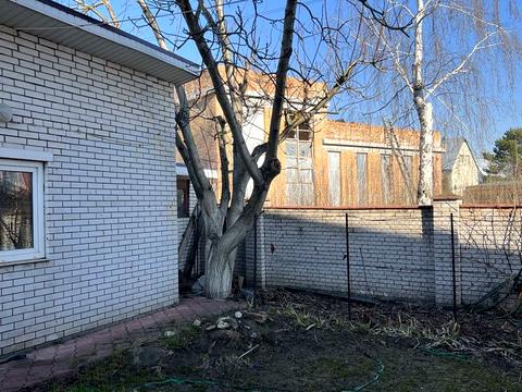 будинок за адресою Виноградна вул.