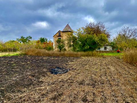 будинок за адресою Надрічна
