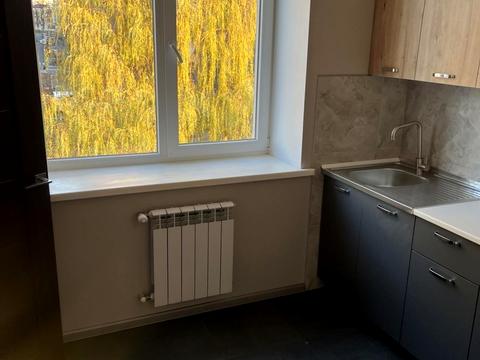 комерційна за адресою Казимира Малевича вул. (Боженка), 31