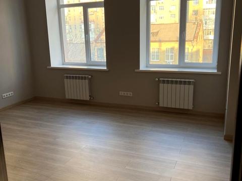 комерційна за адресою Казимира Малевича вул. (Боженка), 31