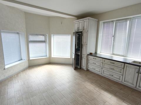 будинок за адресою Першотравнева вул.