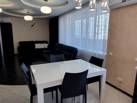 квартира за адресою Миру просп., 25