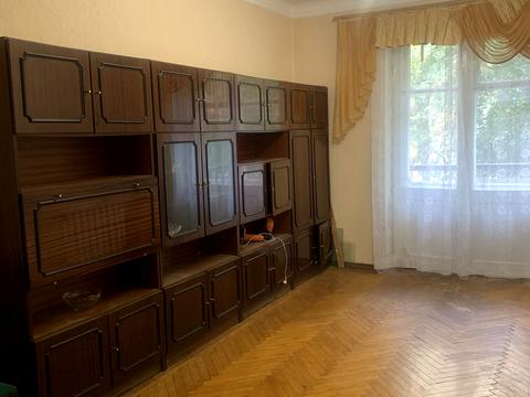 квартира за адресою Олександра Олеся вул., 1