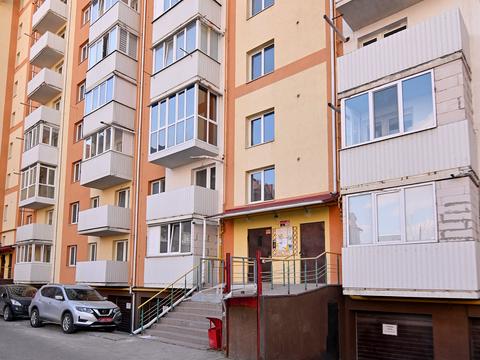 квартира за адресою Гайдамацька вул. (Марфи Струтинської), 13-Б