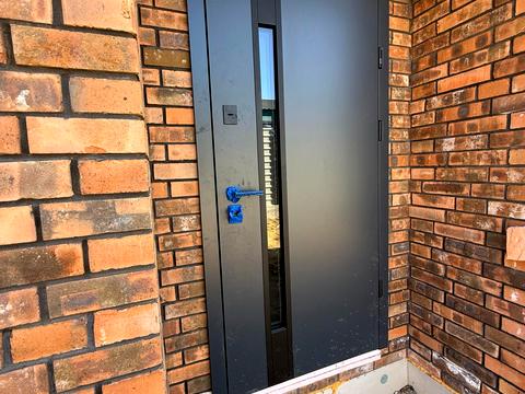 будинок за адресою Успішна