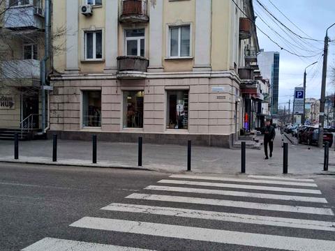 комерційна за адресою Січових Стрільців вул. (Артема), 8-А