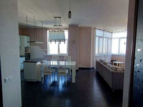 квартира за адресою Генерала Генадія Воробйова вул. (Курська), 13-Е