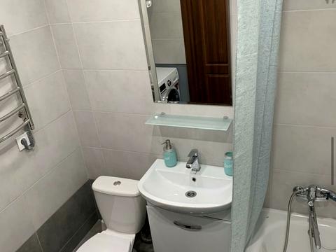 квартира за адресою Софії Русової вул., 5-Б