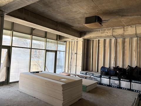 комерційна за адресою Мечникова вул., 19