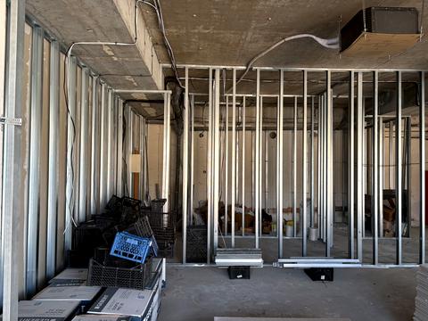 комерційна за адресою Мечникова вул., 19