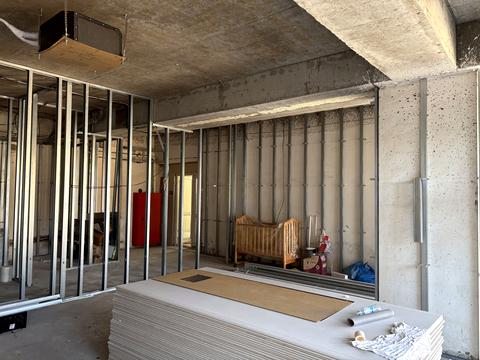 комерційна за адресою Мечникова вул., 19