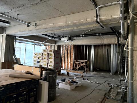 комерційна за адресою Мечникова вул., 19