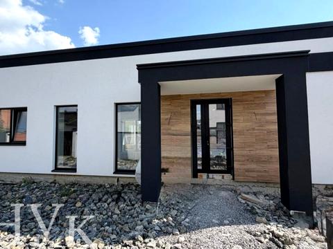 будинок за адресою Коритнянська вул., 9