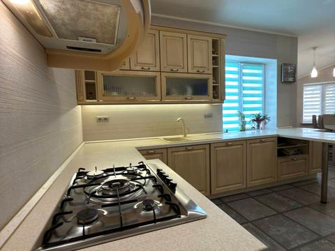 будинок за адресою Ватутіна вул.