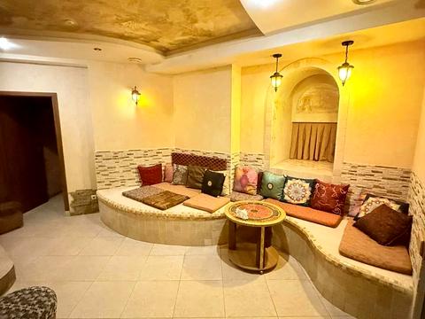 комерційна за адресою Оноре де Бальзака вул., 4