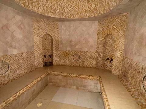 комерційна за адресою Оноре де Бальзака вул., 4