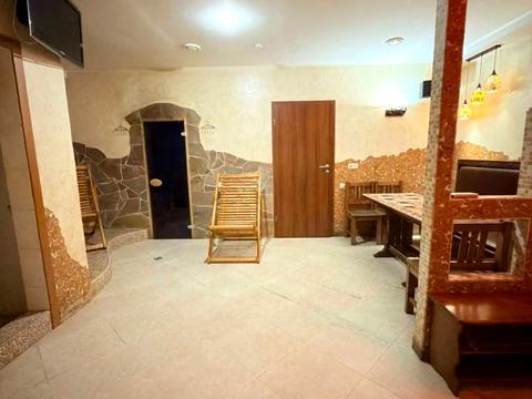 комерційна за адресою Оноре де Бальзака вул., 4