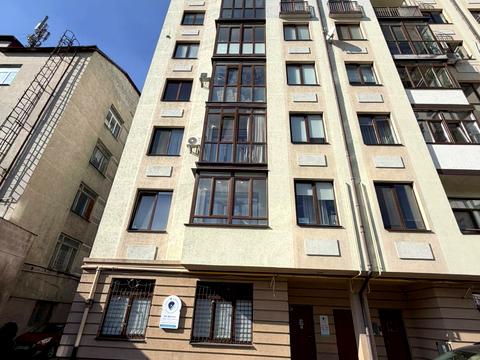 комерційна за адресою Героїв УПА вул., 29