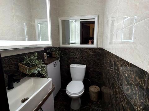 комерційна за адресою Героїв УПА вул., 29