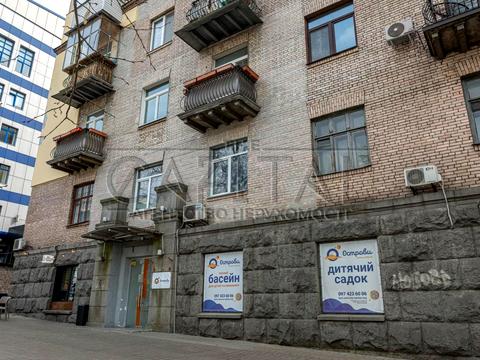 коммерческая по адресу Calle Dilova ул. (Димитрова), 7