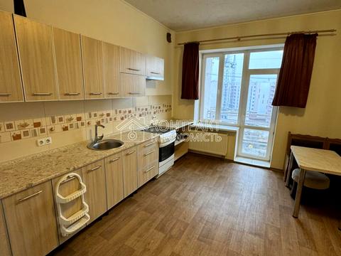 квартира по адресу Академика Барабашова ул., 32а