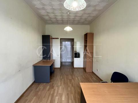 коммерческая по адресу Амвросия Бучмы бульв., 5