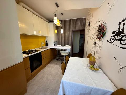 квартира по адресу Леси Украинки бульв., 4-А