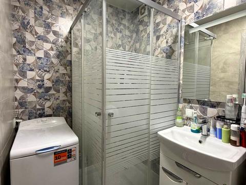 квартира за адресою Довженка вул., 14