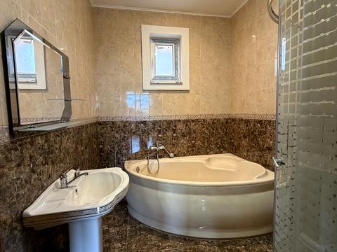 будинок за адресою Лісна