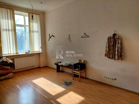 комерційна за адресою Хрещатик вул. (Kreschatic), 17