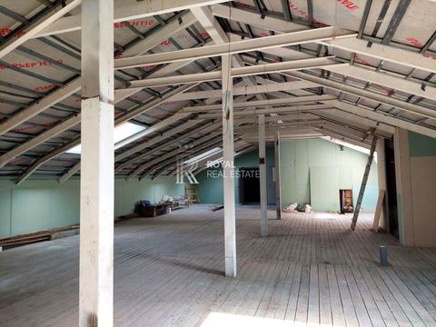 комерційна за адресою Хрещатик вул. (Kreschatic), 17