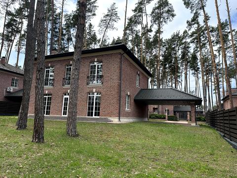 будинок за адресою Патріотів вул.