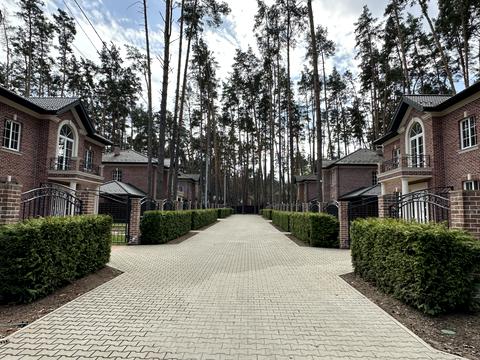 будинок за адресою Патріотів вул.
