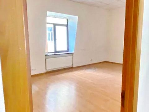 коммерческая по адресу Софиевская пл., 18