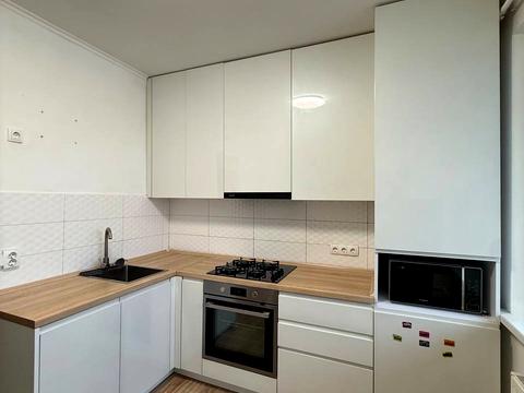 квартира за адресою 24 Серпня вул., 9