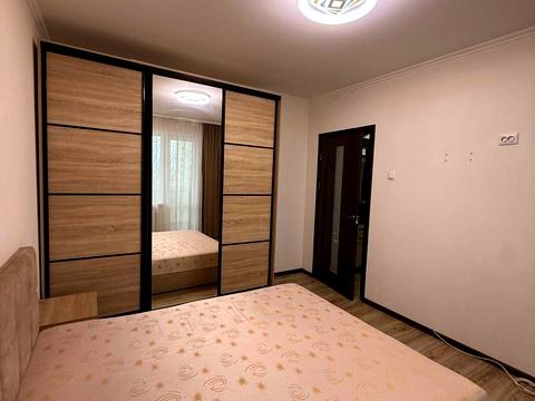 квартира за адресою 24 Серпня вул., 9