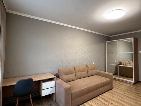 квартира за адресою 24 Серпня вул., 9