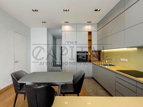 квартира за адресою Андрія Верхогляда вул. (Михайла Драгомирова), 14-А