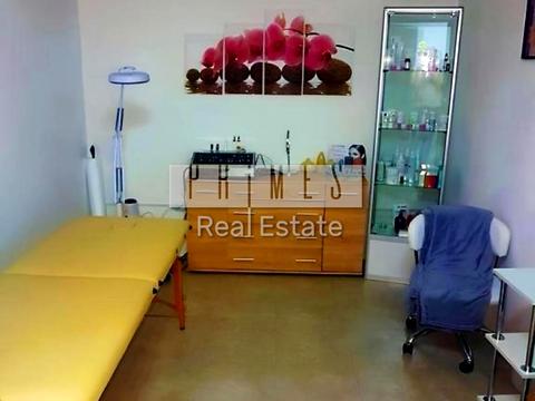 комерційна за адресою Рибальська вул., 8